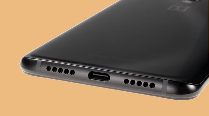 OnePlus 6T bottom